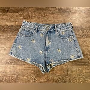 PACSUN MOM SHORTS DAISY DESIGN- SIZE 28
